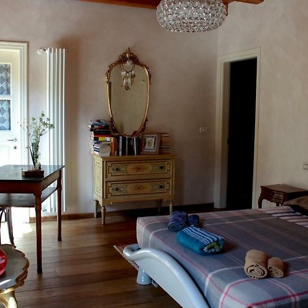 Residenza Tre Corone Villa วินาดิโอ ภายนอก รูปภาพ