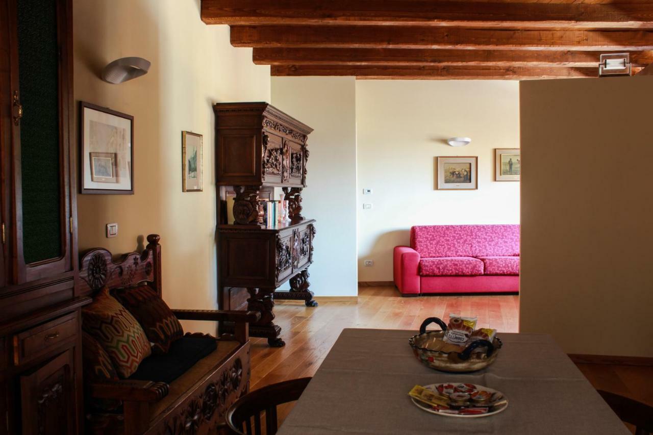 Residenza Tre Corone Villa วินาดิโอ ภายนอก รูปภาพ