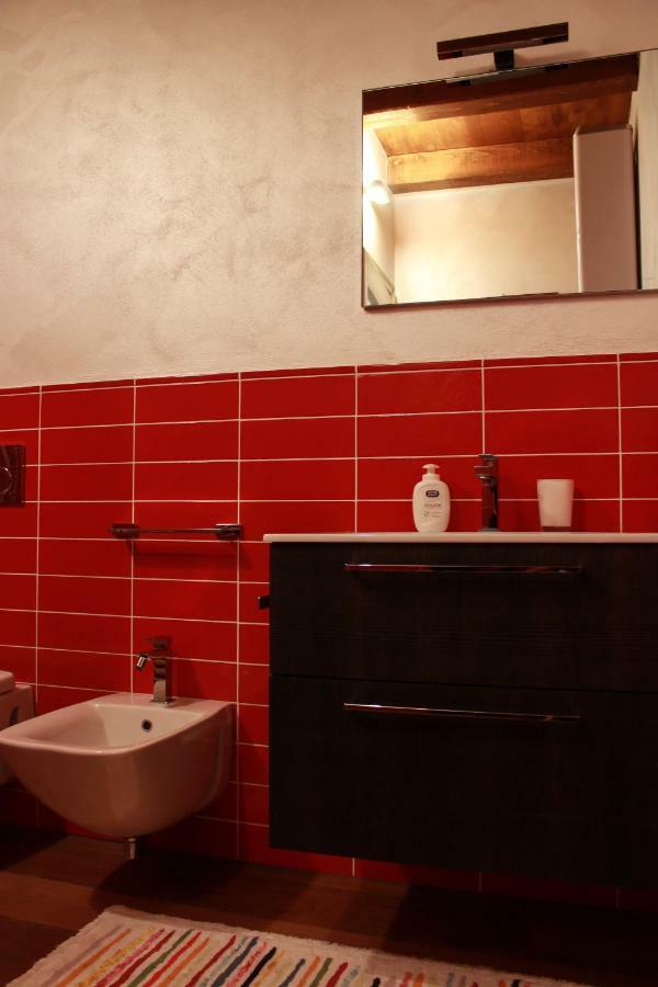 Residenza Tre Corone Villa วินาดิโอ ภายนอก รูปภาพ